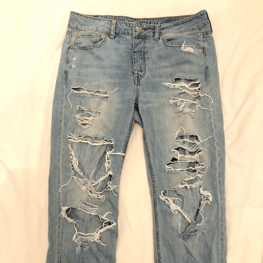 American eagle High rise tomgirl jeans